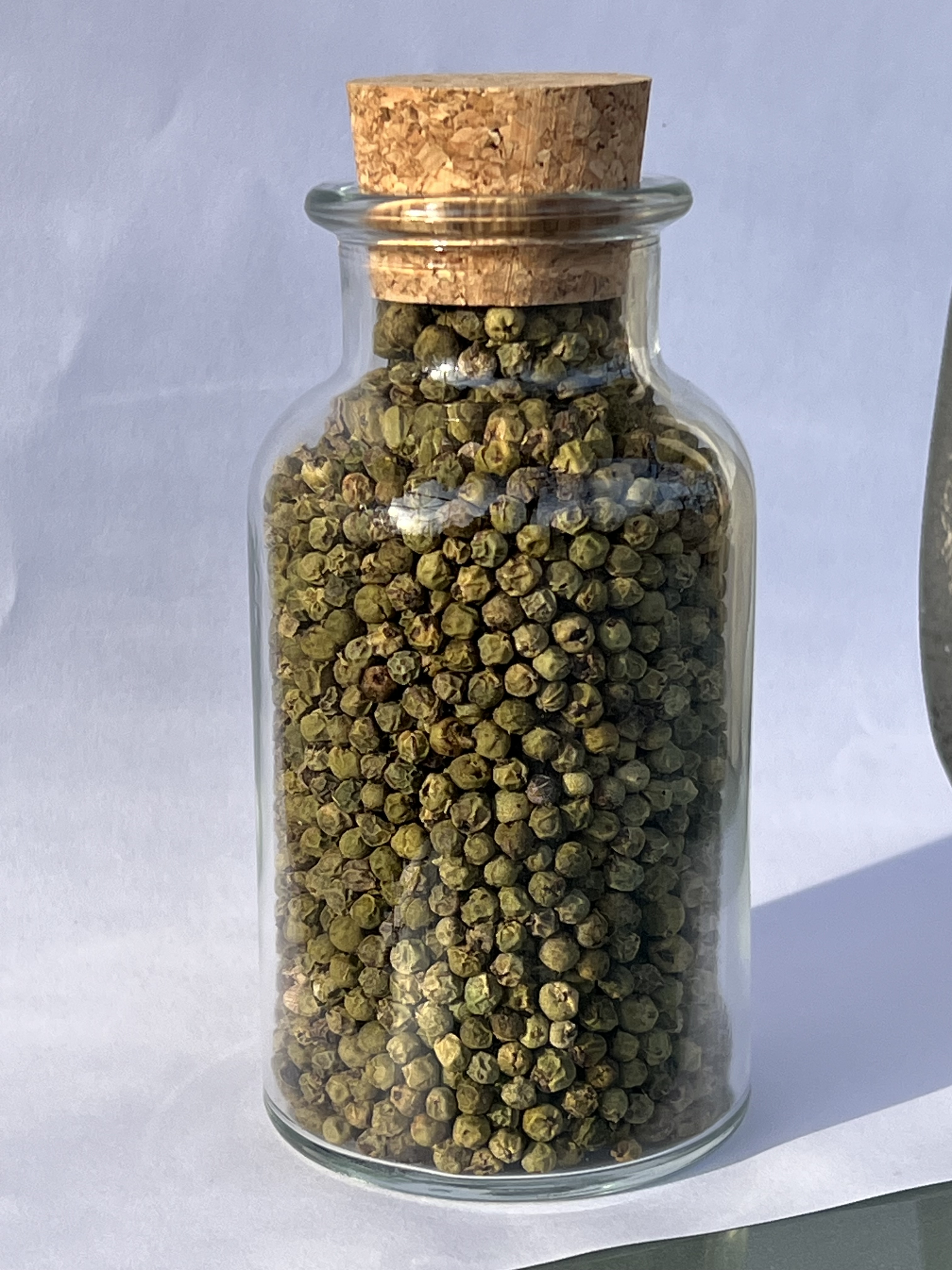 Grüner Pfeffer Ganz